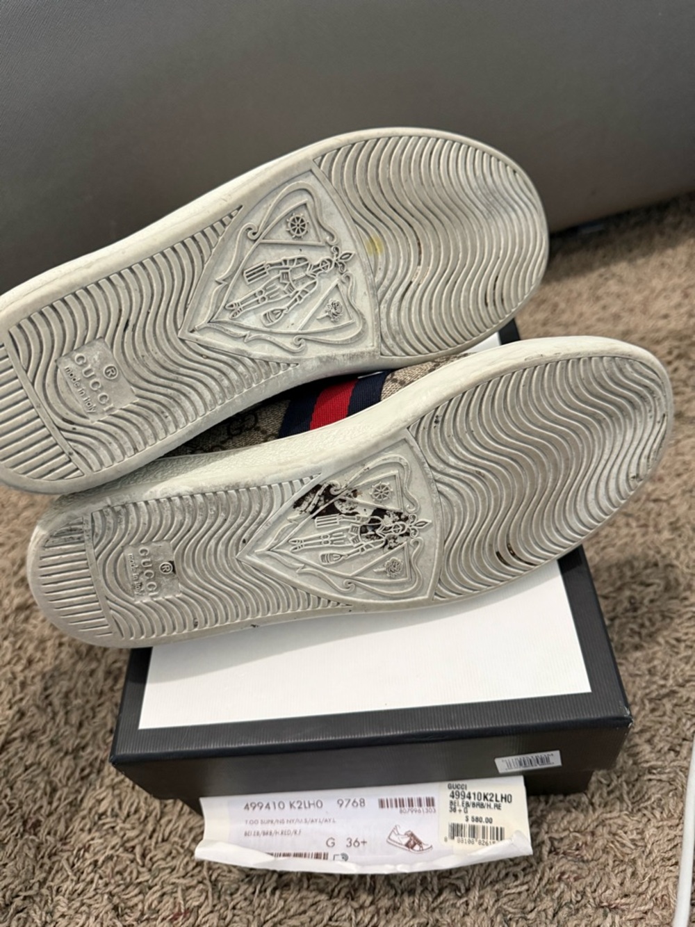 Gucci Beige GG Supreme Canvas Sneaker with Navy-Red Web - Picture 2 of 4